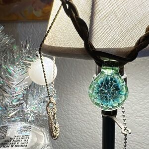 Green Glass Flower Pendant Necklace